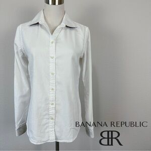 Banana Republic S Long-Sleeve white button-down oxford shirt